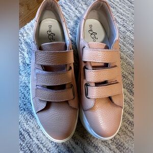 Bos. & Co. pink leather Velcro made in Peru. Size 40  /US 9.5 Sneakers .